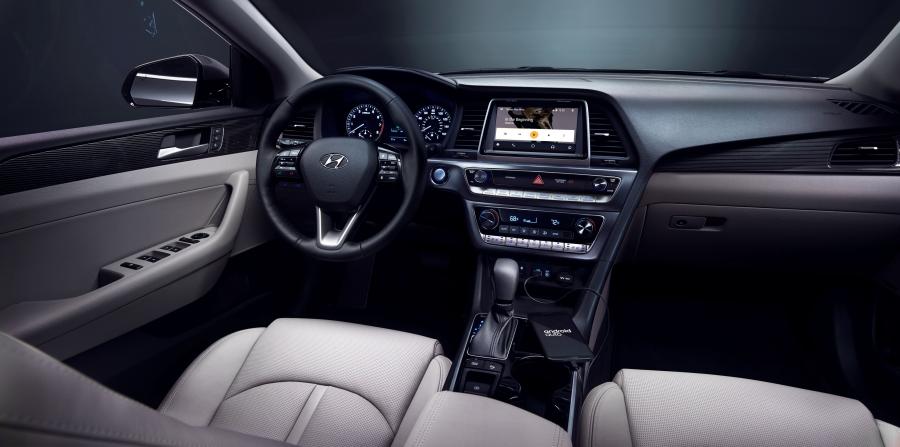 Торпедо Hyundai Sonata 2017 года  (NA) (фото 4 из 40)